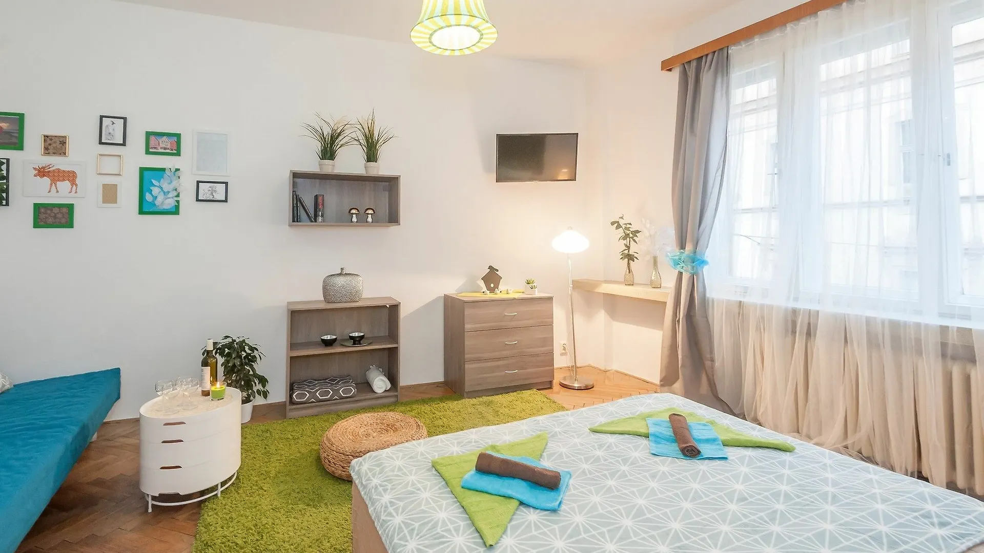 Apartment Na Zborenci 10 Prag