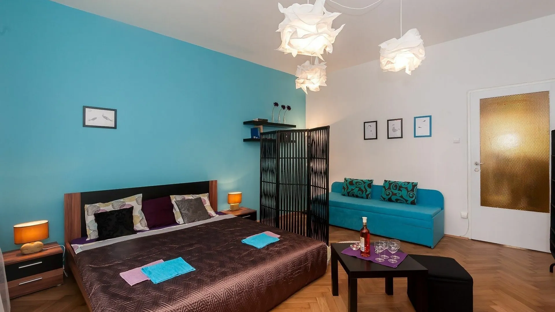 Apartment Na Zborenci 10 Prag