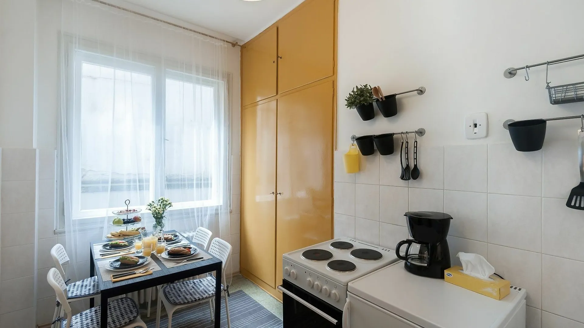 Apartment Na Zborenci 10 Prag