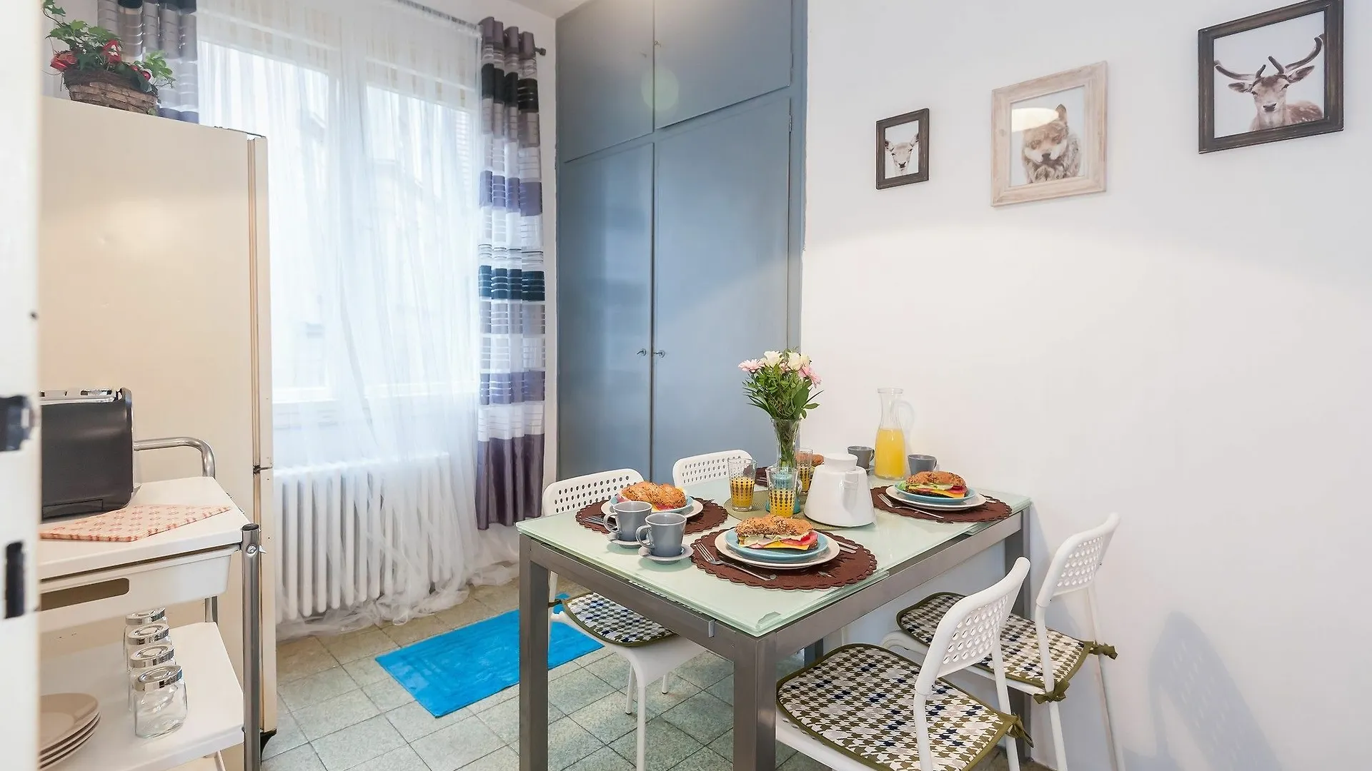 Apartment Na Zborenci 10 Prag