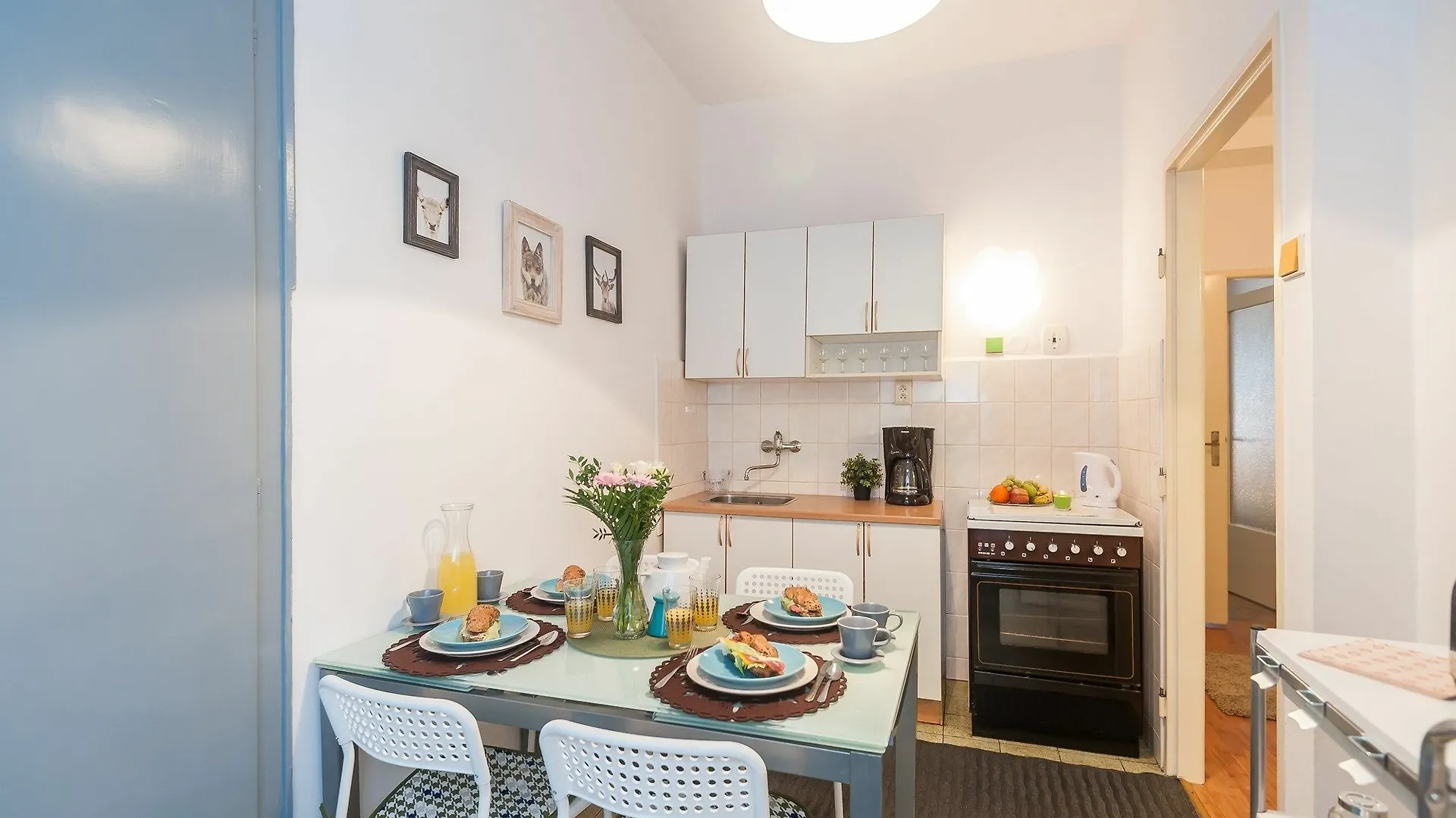Apartment Na Zborenci 10 Prag